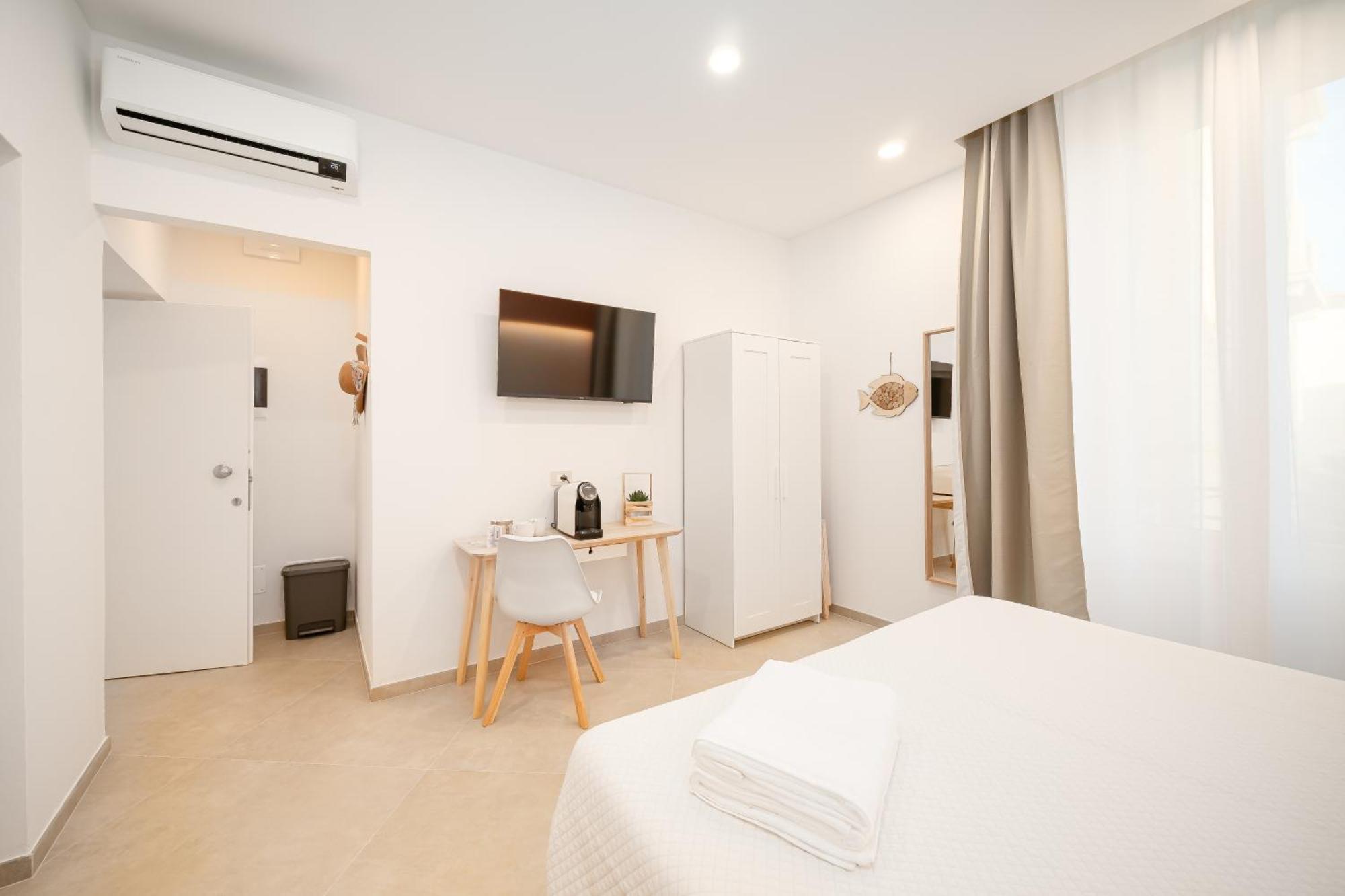 6Th Land - Rent Rooms Affittacamere La Spezia Bagian luar foto