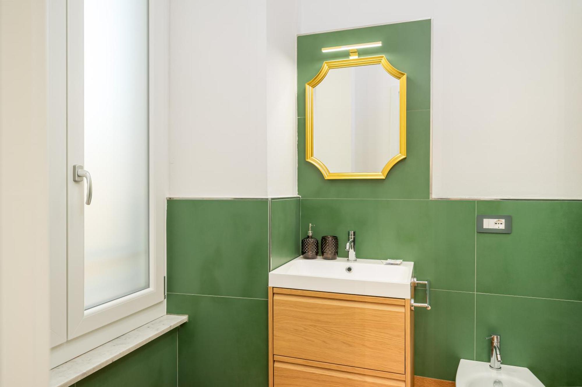 6Th Land - Rent Rooms Affittacamere La Spezia Bagian luar foto